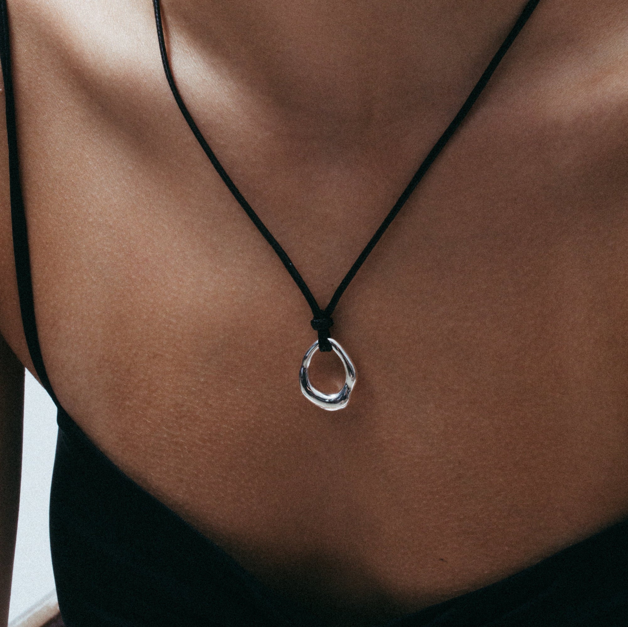 The Daia Cord Pendant Necklace | Sterling Silver