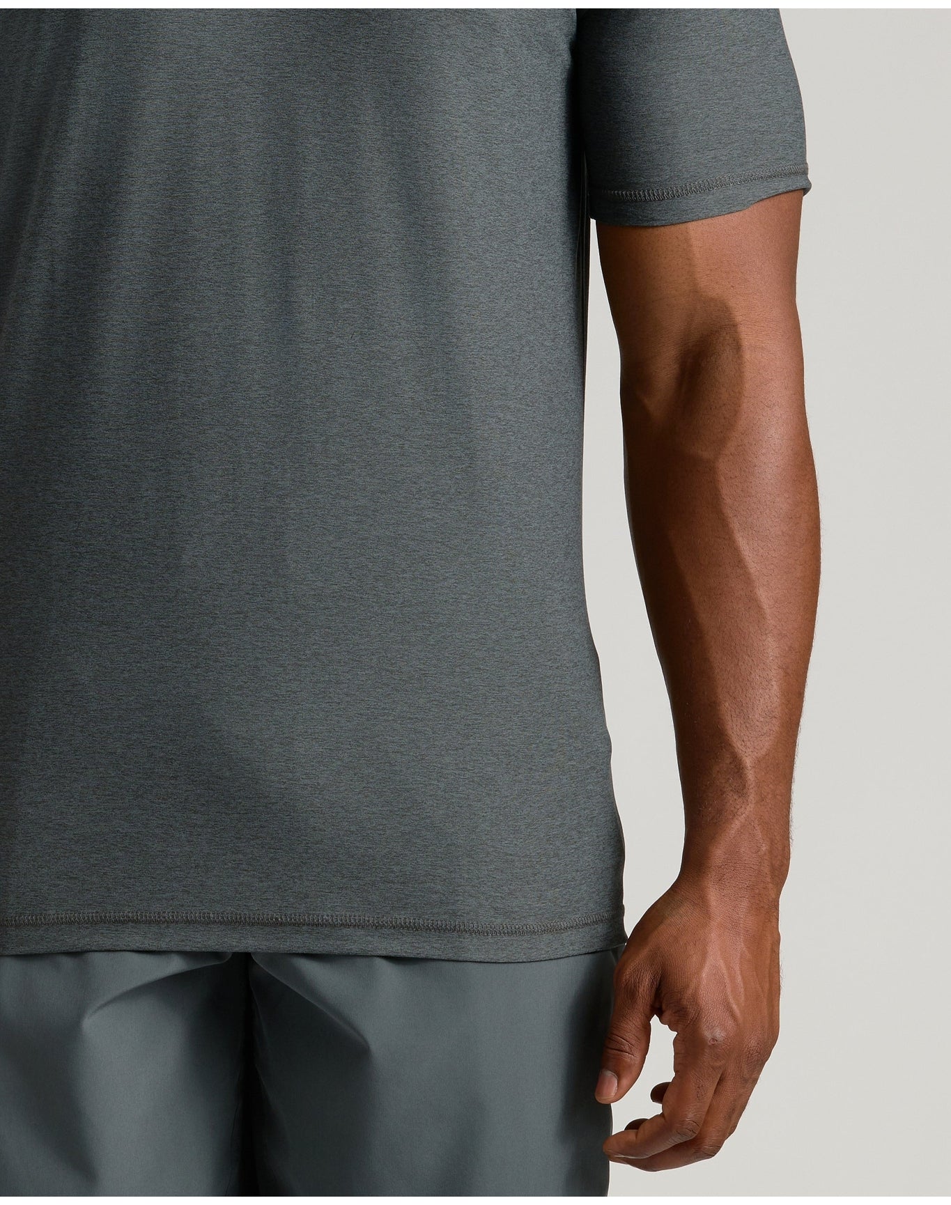 Tall Active V-Neck | Charcoal Heather Gray