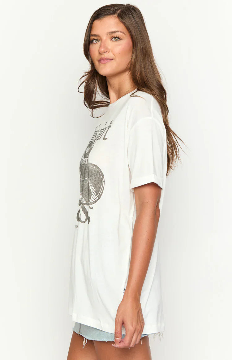 The Laundry Room This Ain't Texas Oversized Tee | White