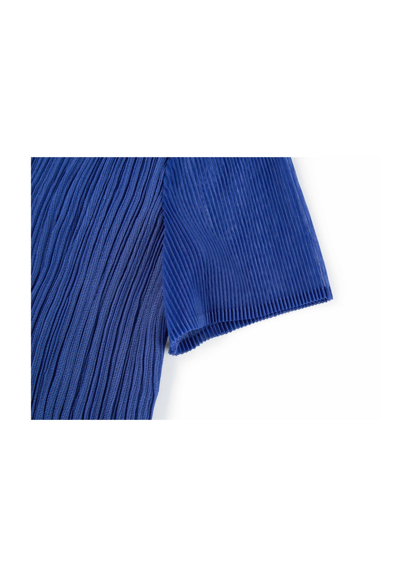 V-neck Waist-fitted Dress | Blue