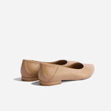 Womens | Fina Pointed Toe Flat | Almond