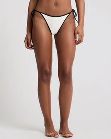 Egret/Black
