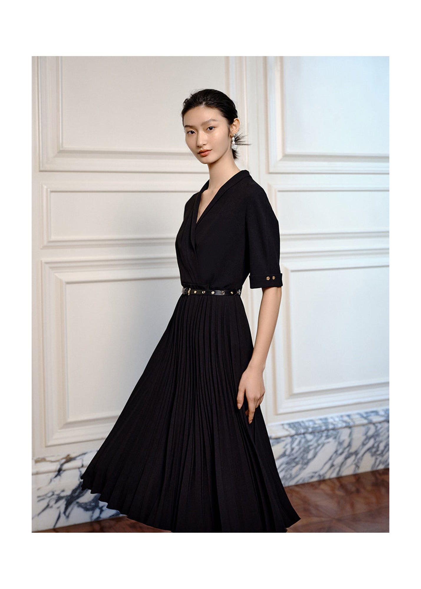 Waist Pleated Dress | Black