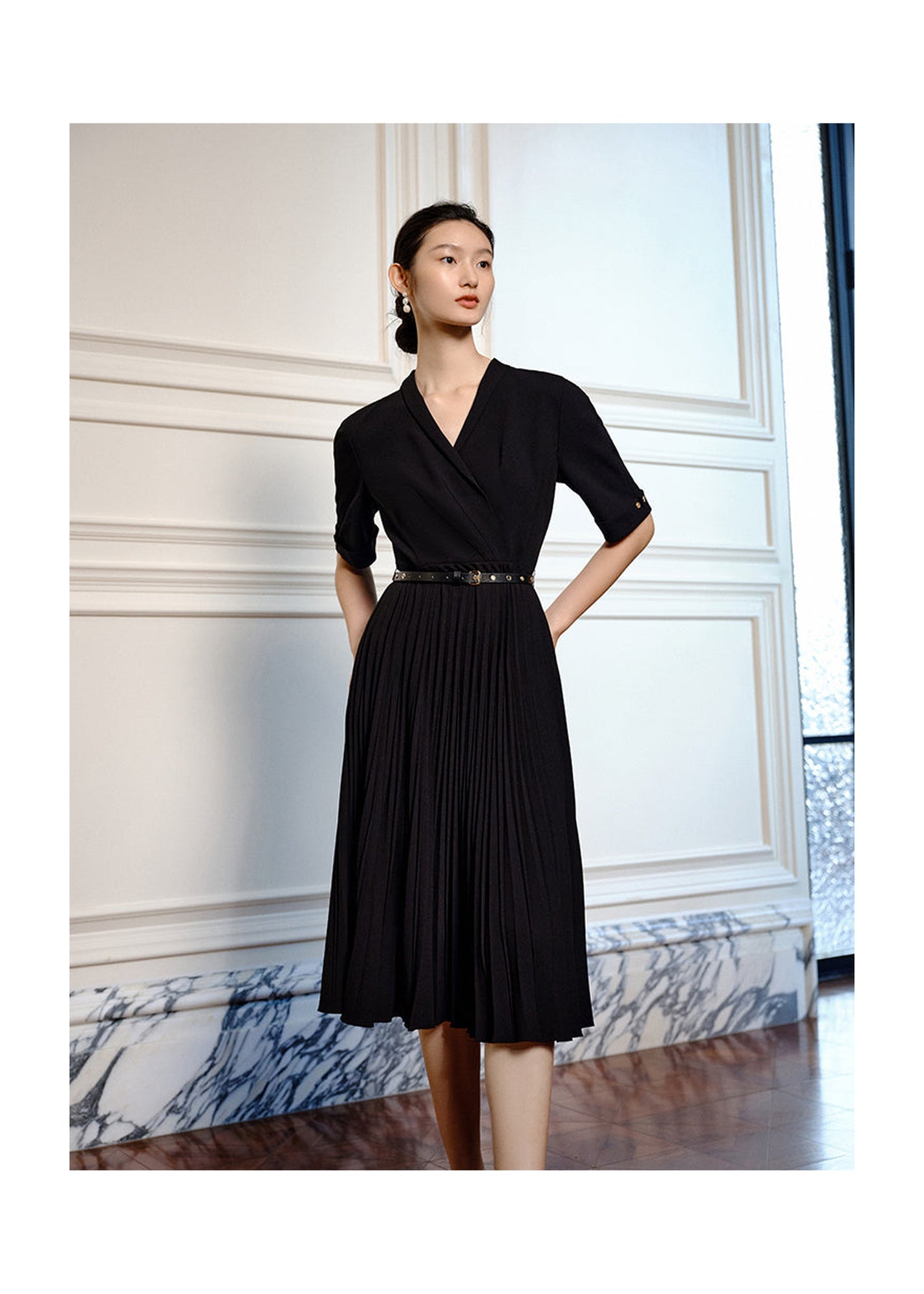 Waist Pleated Dress | Black