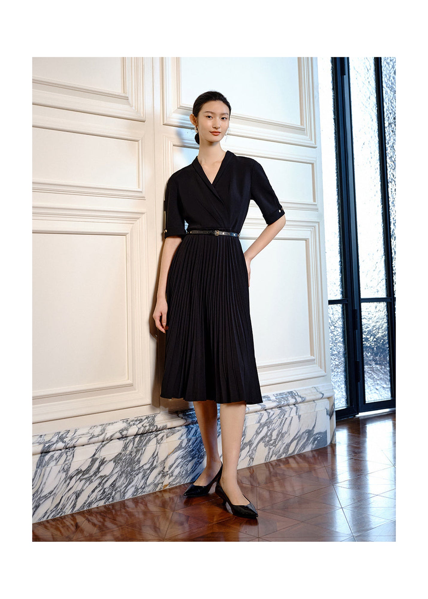 Waist Pleated Dress | Black
