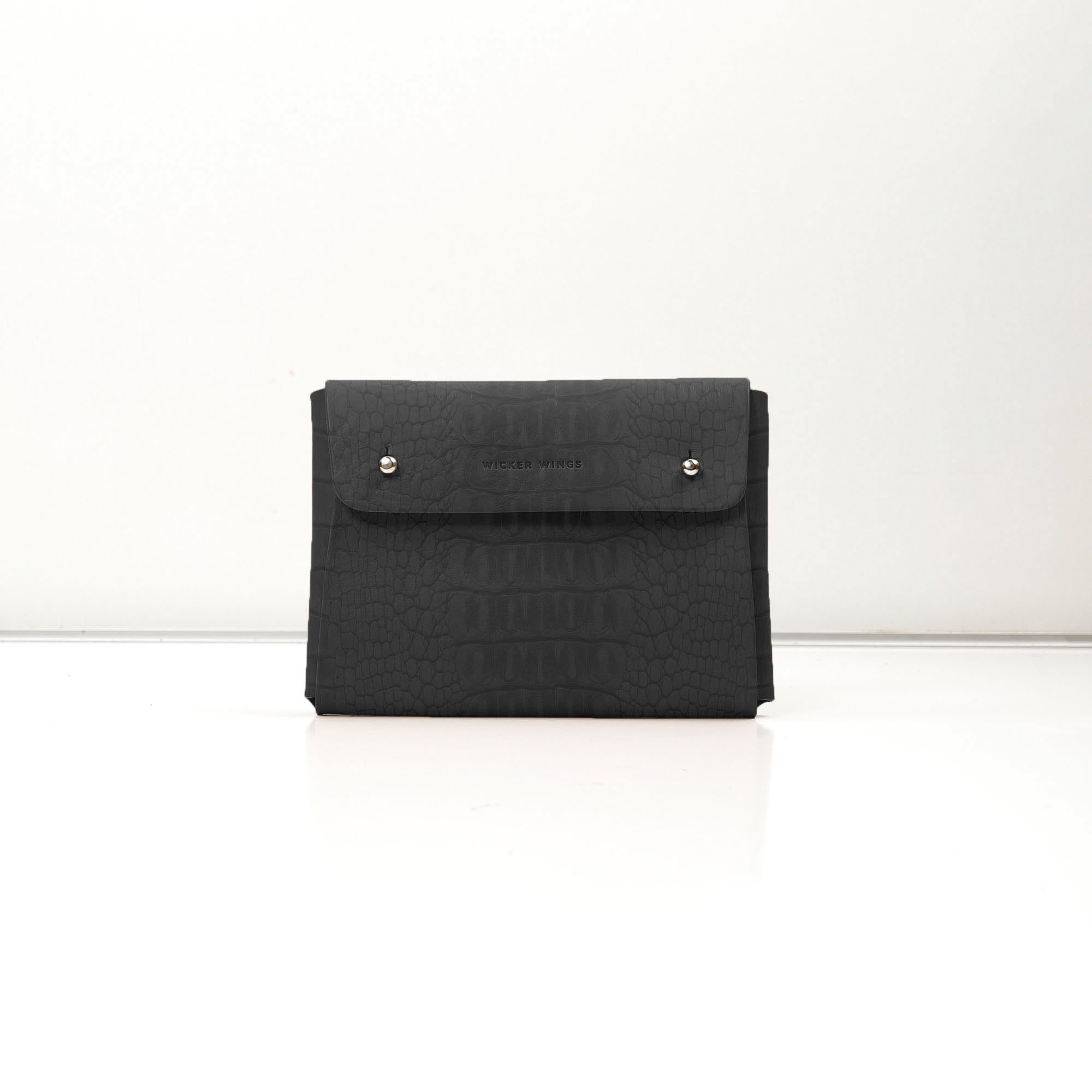 Croco Medium Pouch | Black