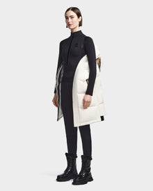 Women | JOELLE M - 8122532 | Iceland