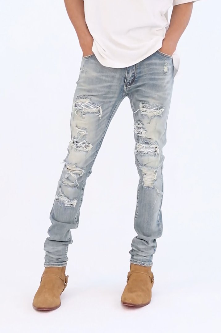 video::https://cdn.shopify.com/s/files/1/1300/6871/files/X201_Rhinestone_Denim_-_Blue_42-_Handbrake.mp4?v=1619475744