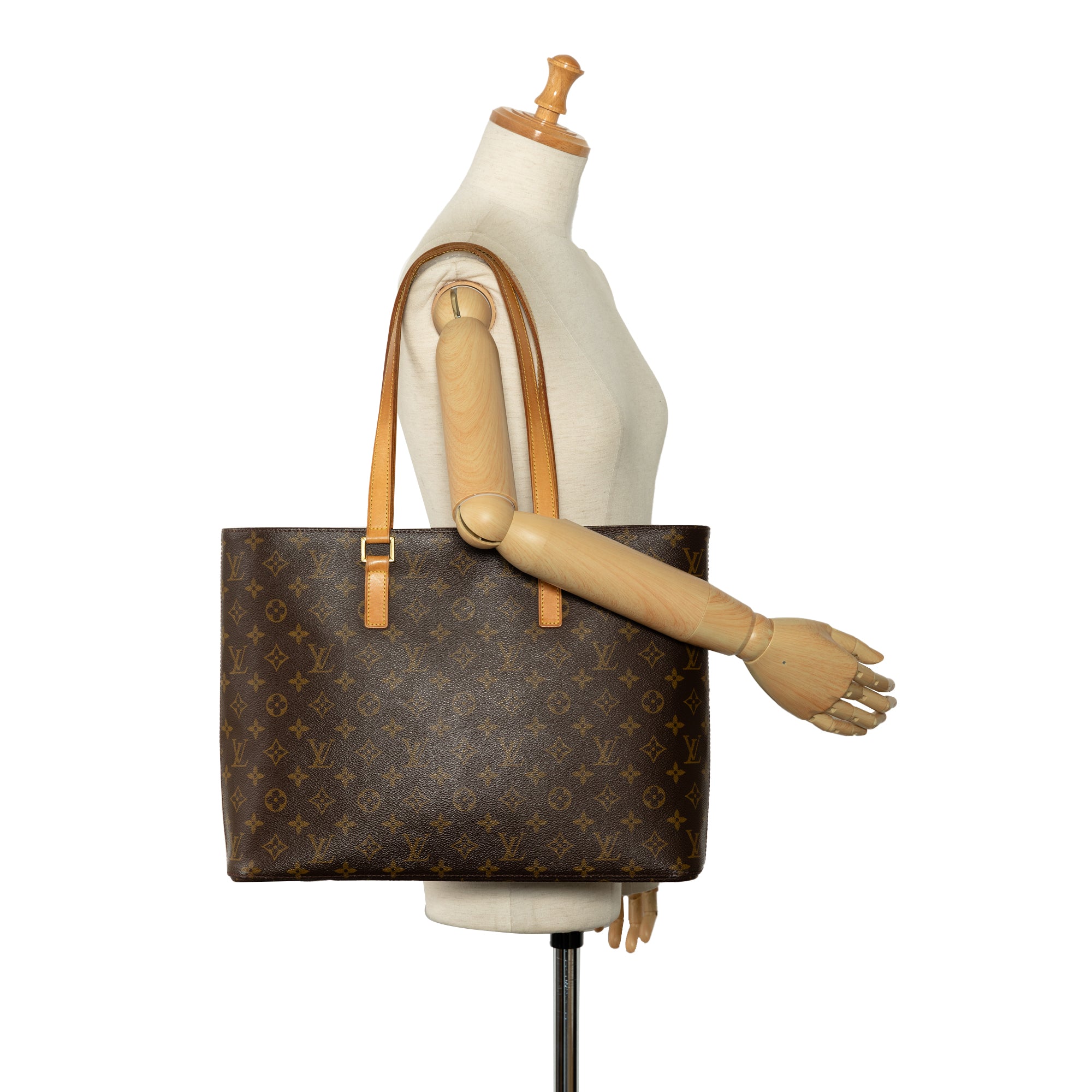 Louis Vuitton Pre-Owned Monogram Luco | Women | Brown (V3)