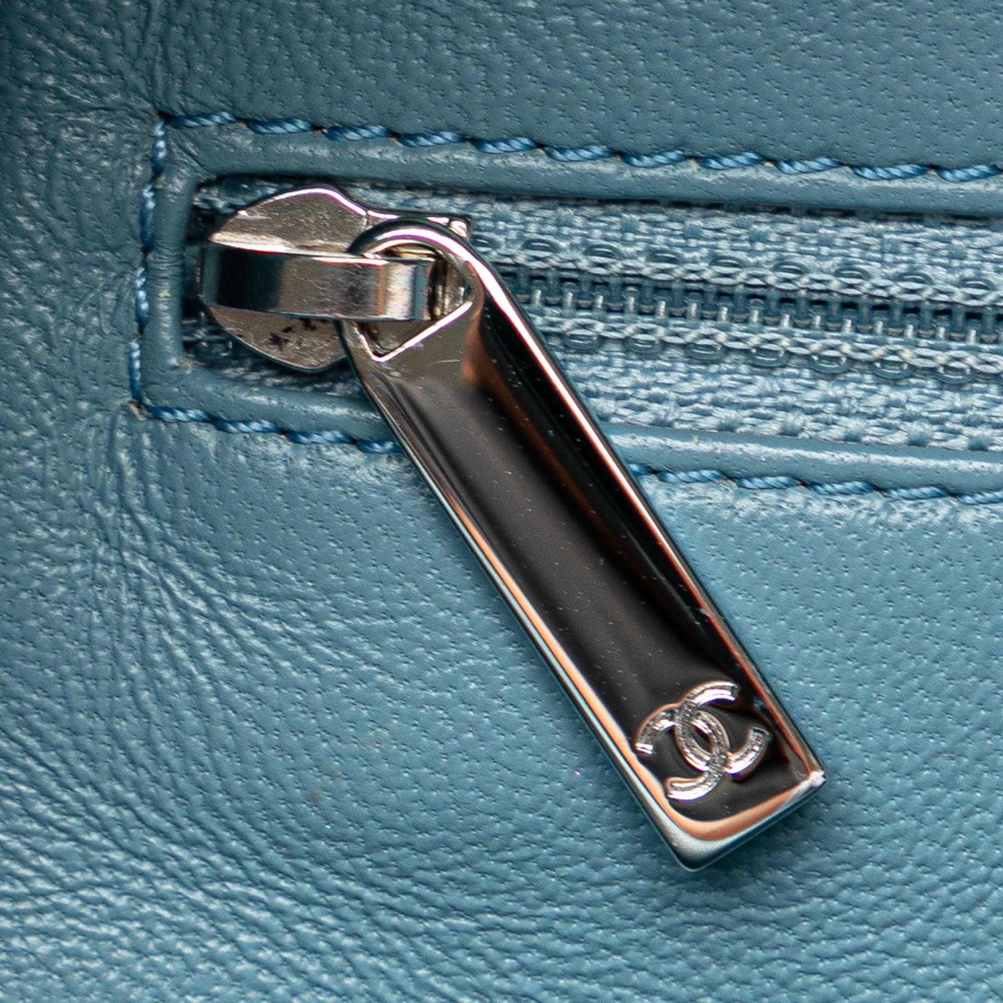 Chanel | Pre-Owned Mini Sequins and Lambskin Waterfall Backpack - I | Blue/Light Blue