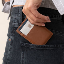 Unisex | Nico Card Case Wallet | Caramel