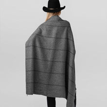 Unisex | Notting Hill Wrap | Light Grey / Charcoal