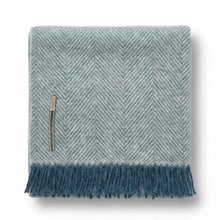 Chevron Throw | Ivory / Riviera Blue