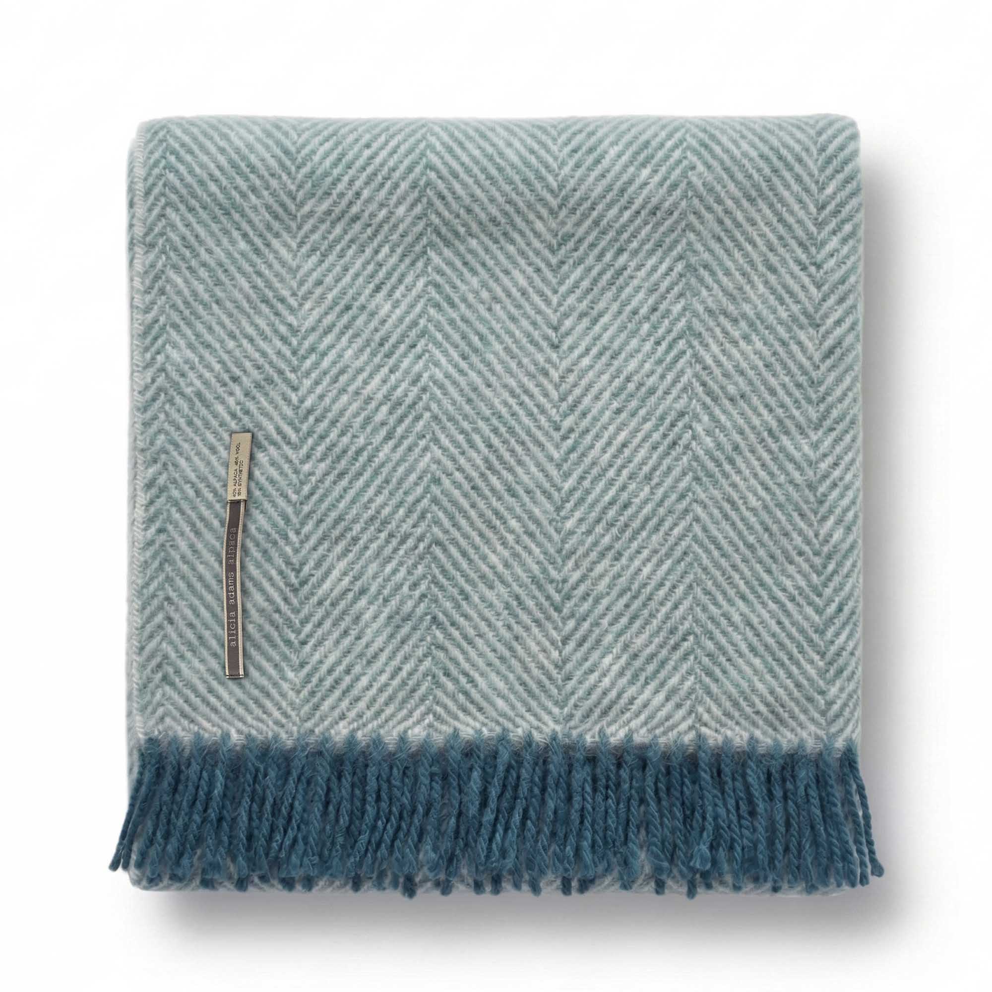 Chevron Throw | Ivory / Riviera Blue
