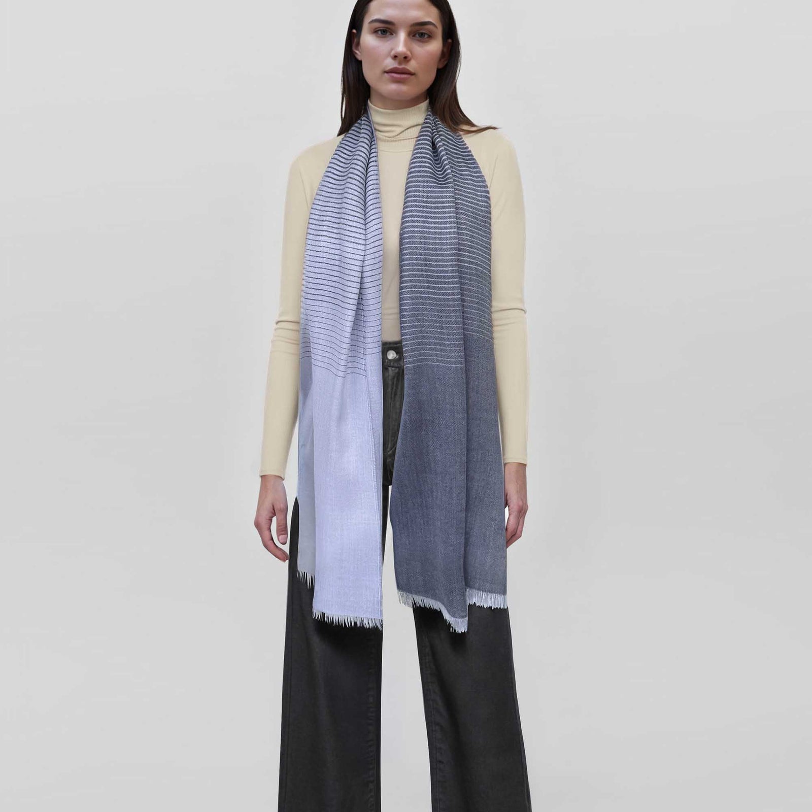 Capri Wrap | Deep Blue