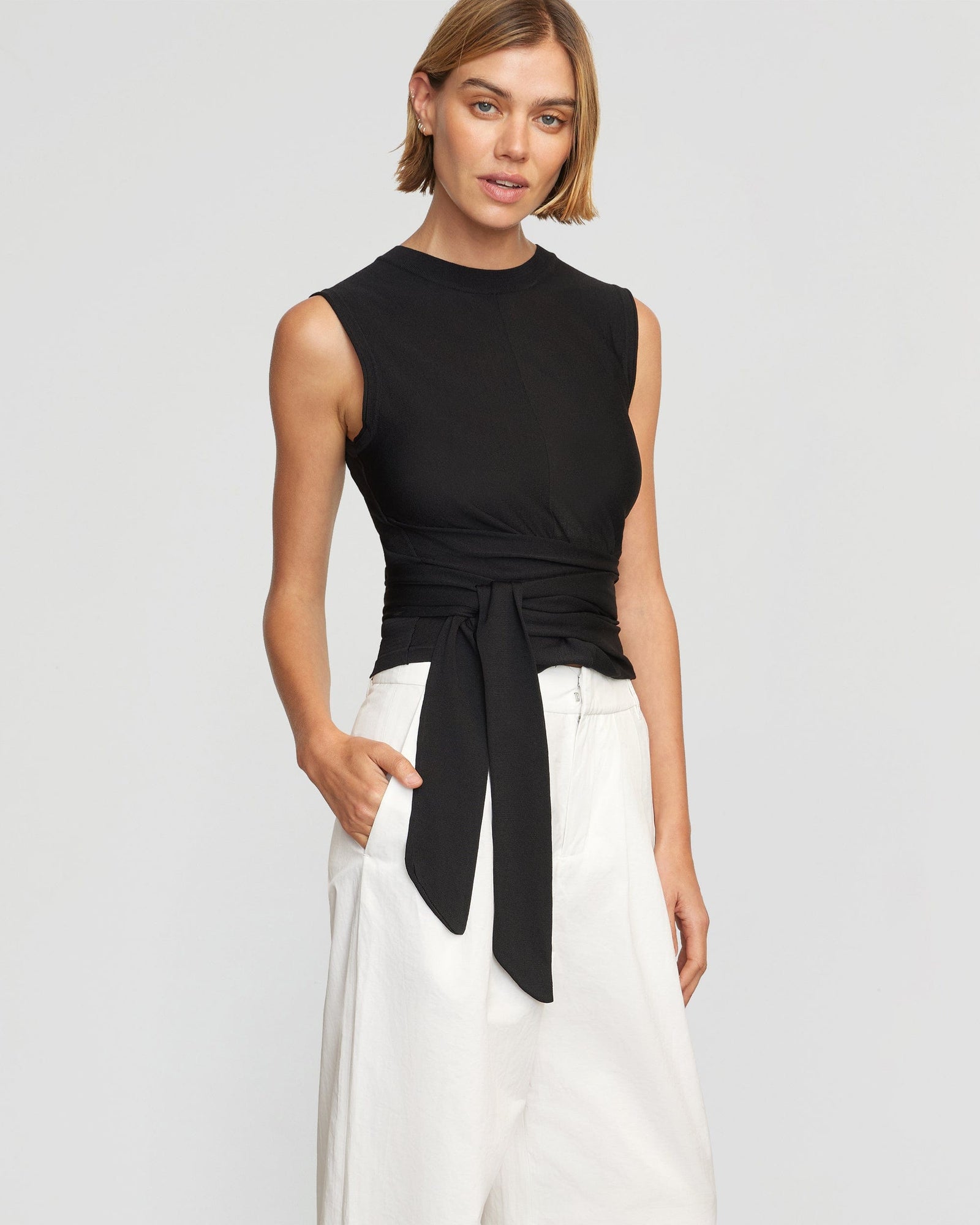 Joanna | Blake Pleated Wide Leg Pant in Size Small