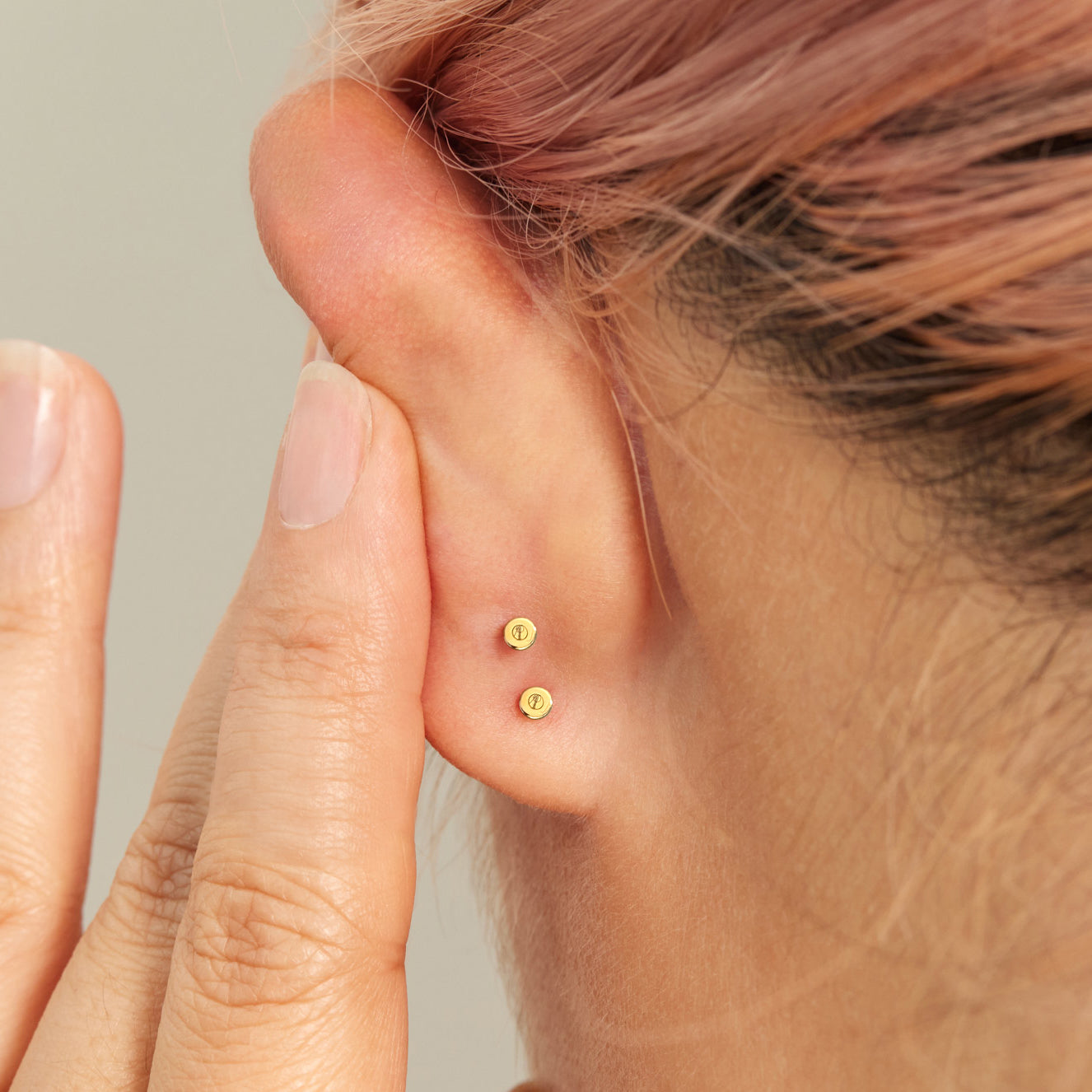 flat backs on the ear.