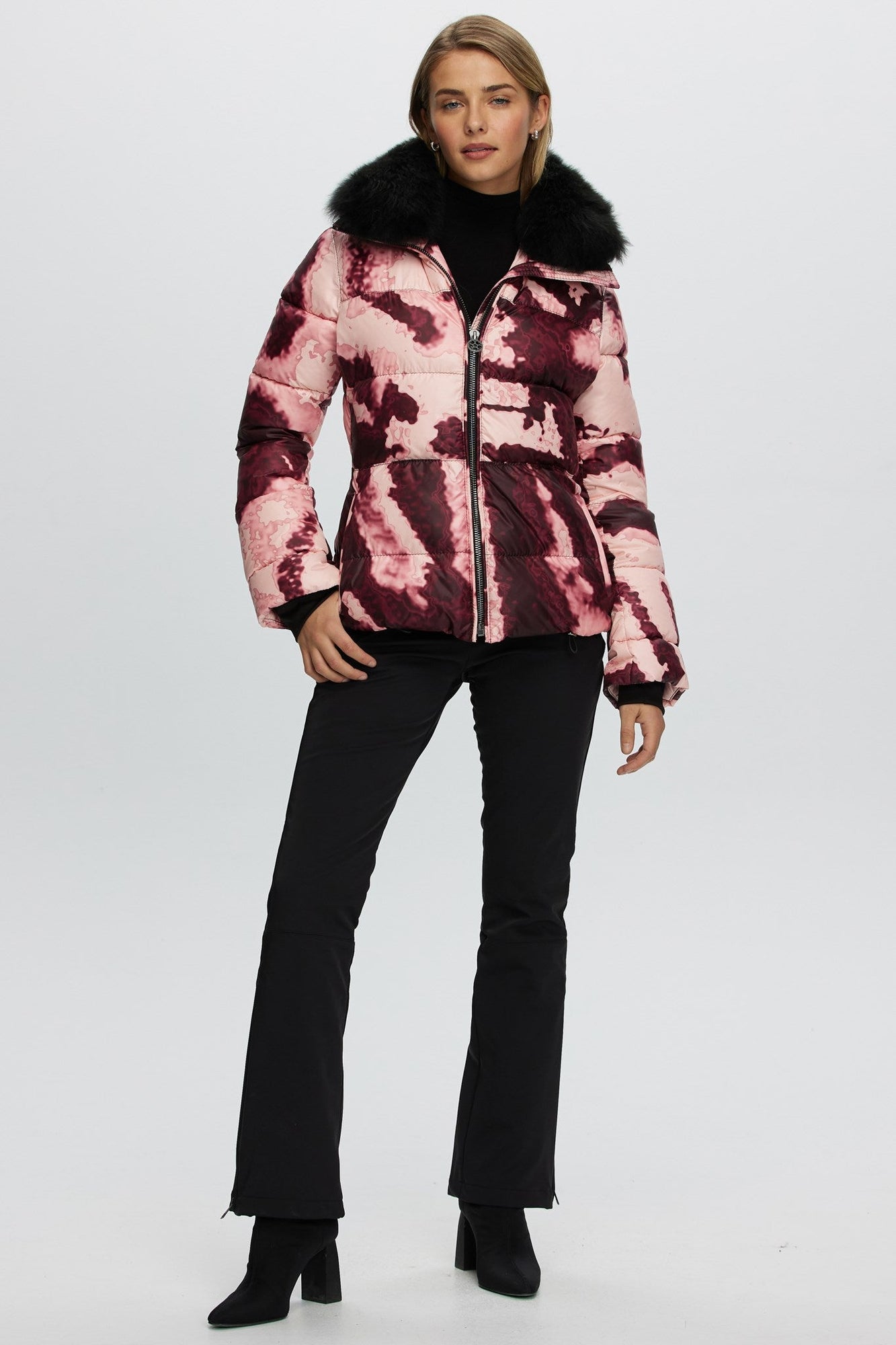 Après-Ski Jacket With Detachable Toscana Shearling Lamb Collar | Women | Burgundy Abstract x Black