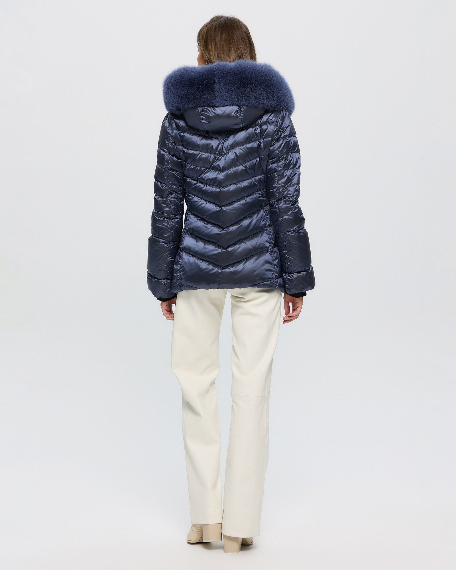 Après-Ski Jacket With Detachable Toscana Shearling Lamb Hood Trim | Women | Ocean Blue x Ocean Blue