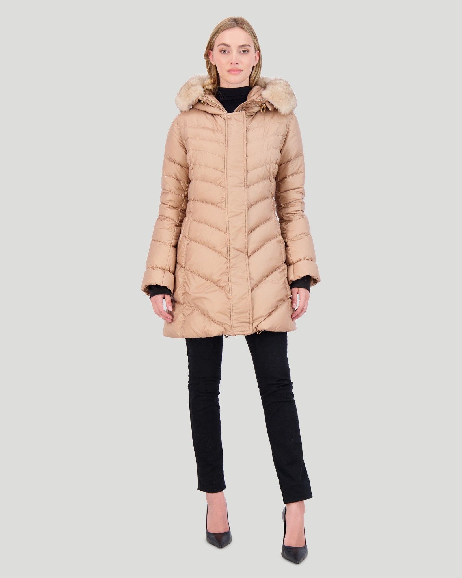 Après-Ski Jacket With Detachable Toscana Shearling Lamb Hood Trim | Women | Camel x Whiskey (V3)