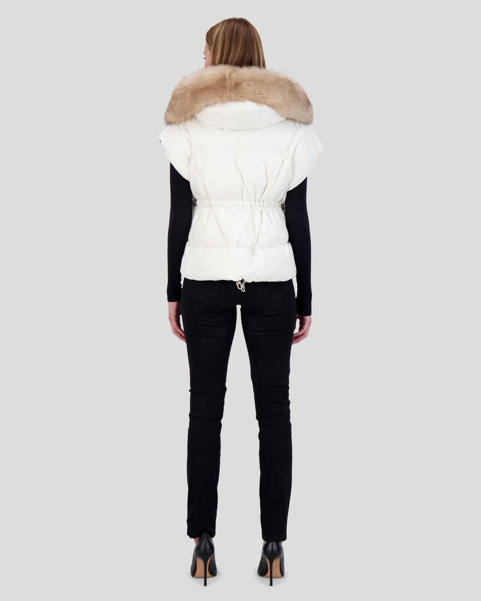 Après-Ski Vest With Detachable Toscana Shearling Lamb Hood Trim | Women | Ivory x Whiskey