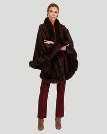 Cashmere Caplet With Fox Trim | Women | Dark Brown