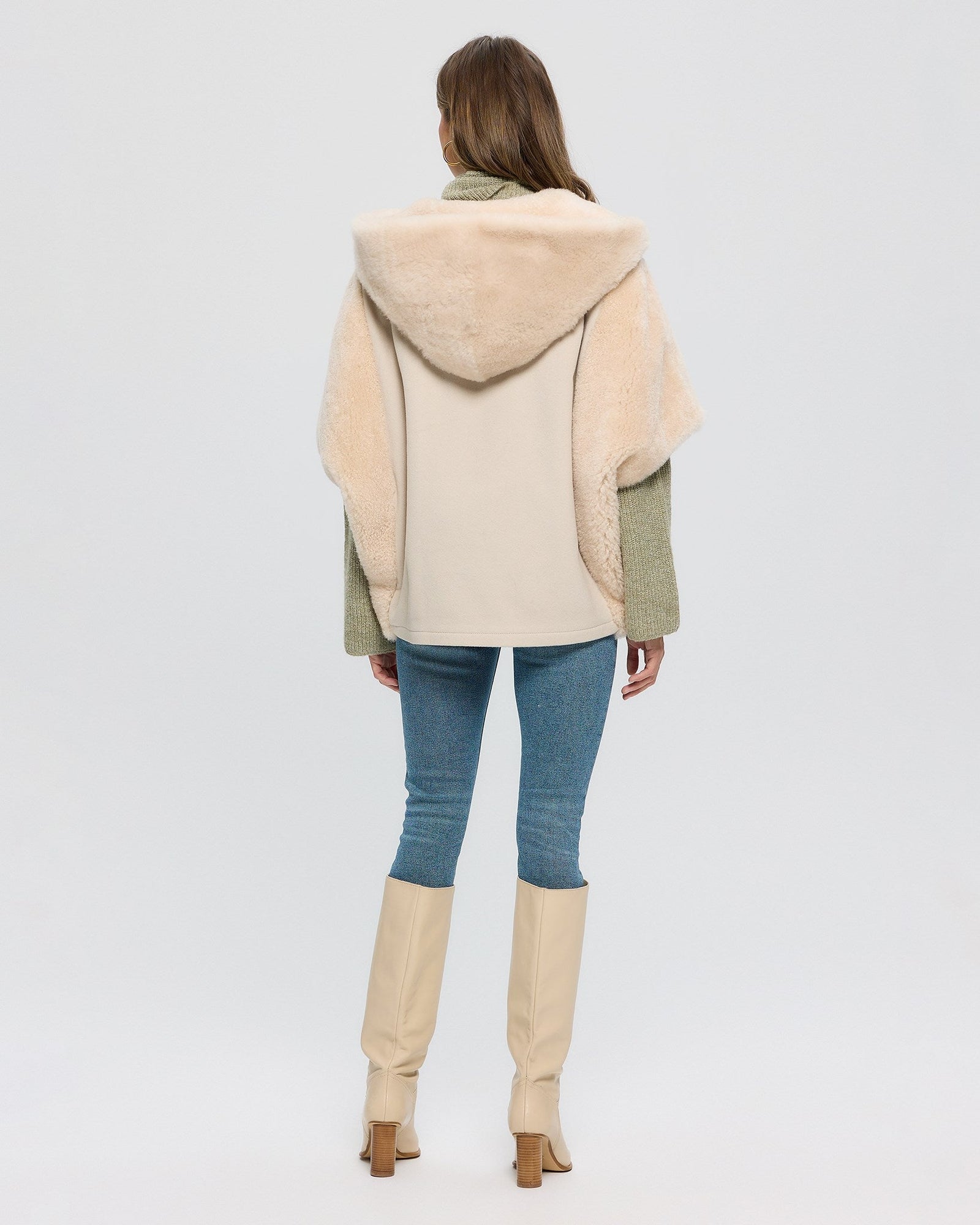 Cashmere Jacket With Sheared Select Cashmere Goat Trim And Short Sleeves | Women | Light Beige