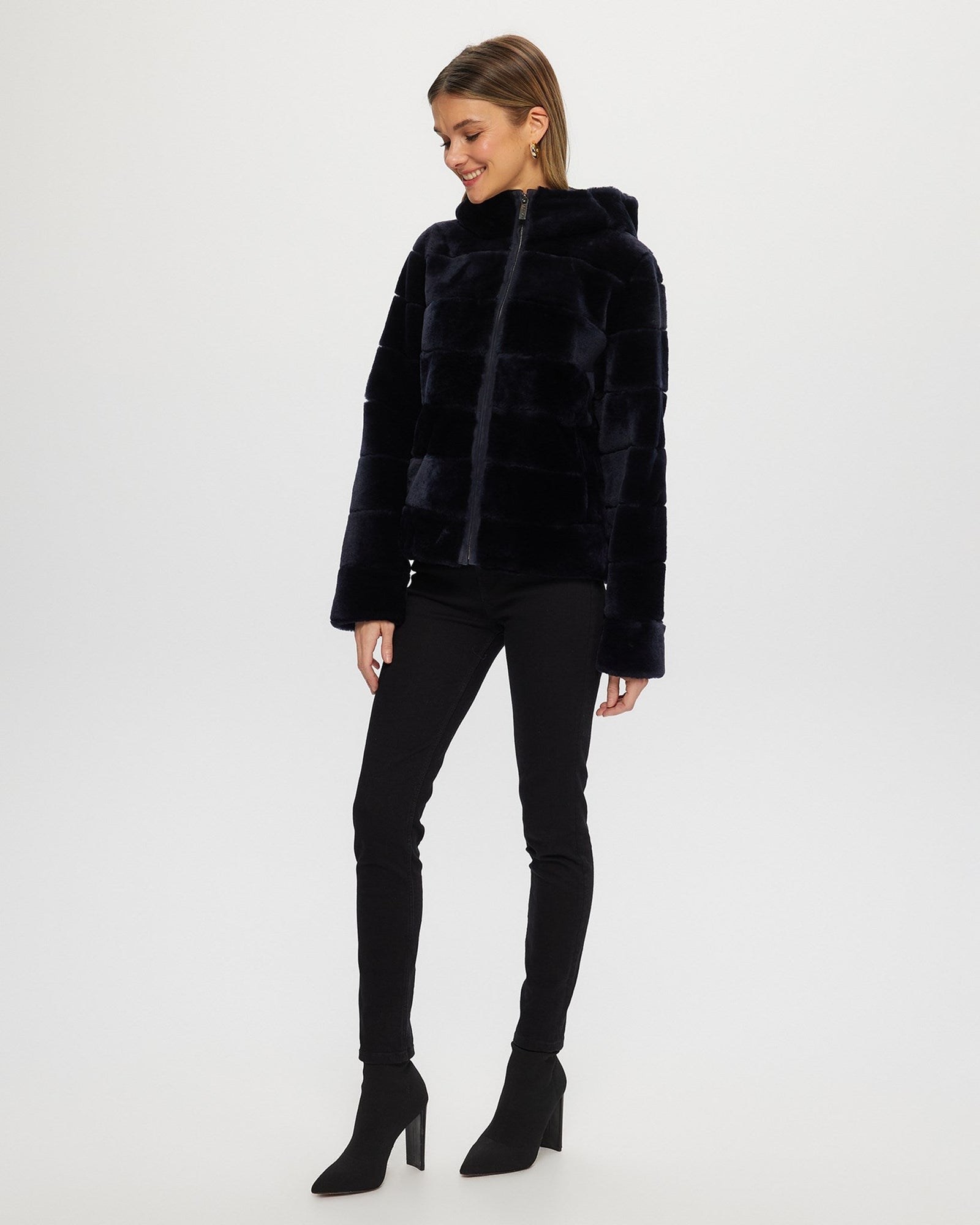 Horizontal Select Shearling Lamb Zip Jacket With Hood | Women | Navy