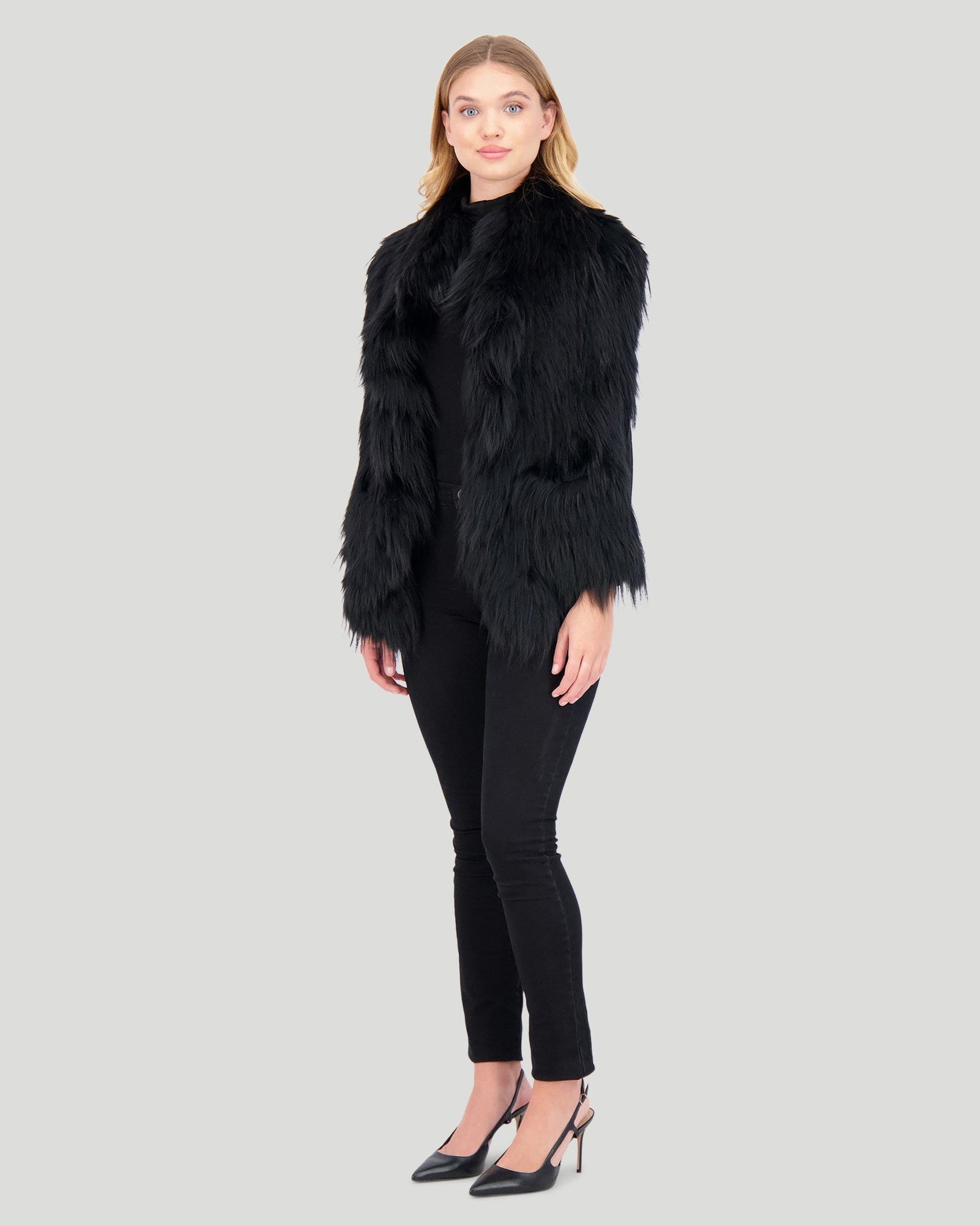 Knit Silver Fox Fur Ruffle Stole | Women | Black