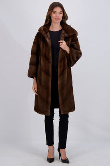 Mink Coat With Stand Up Collar | Women | Scanbrown