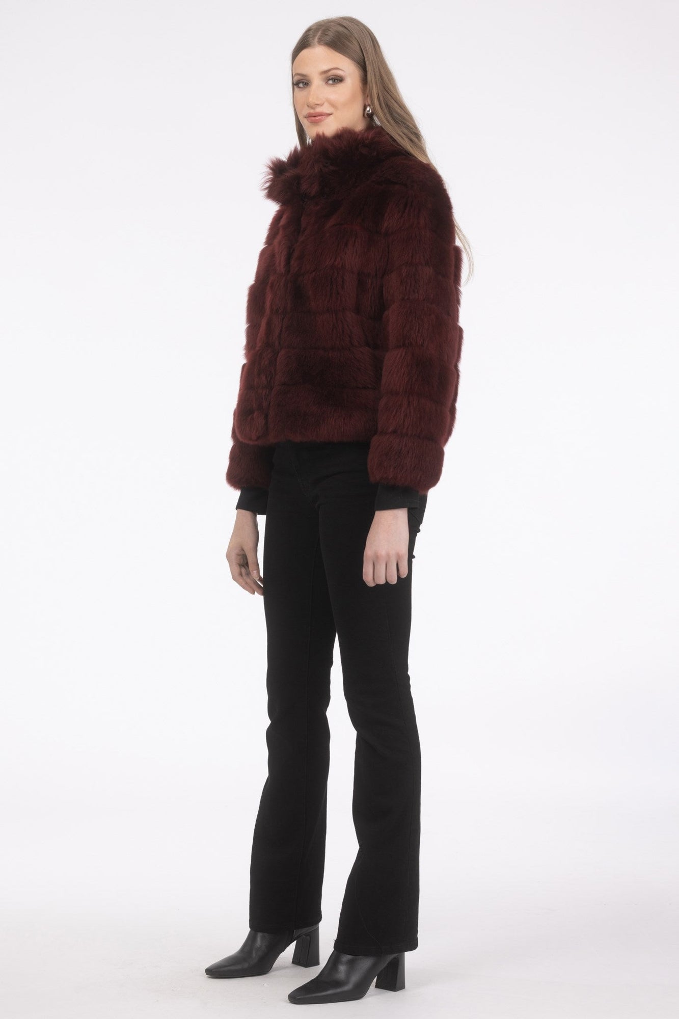 Reversible Merinillo Shearling Lamb Jacket With Cropped Sleeves | Women | Wine x Wine