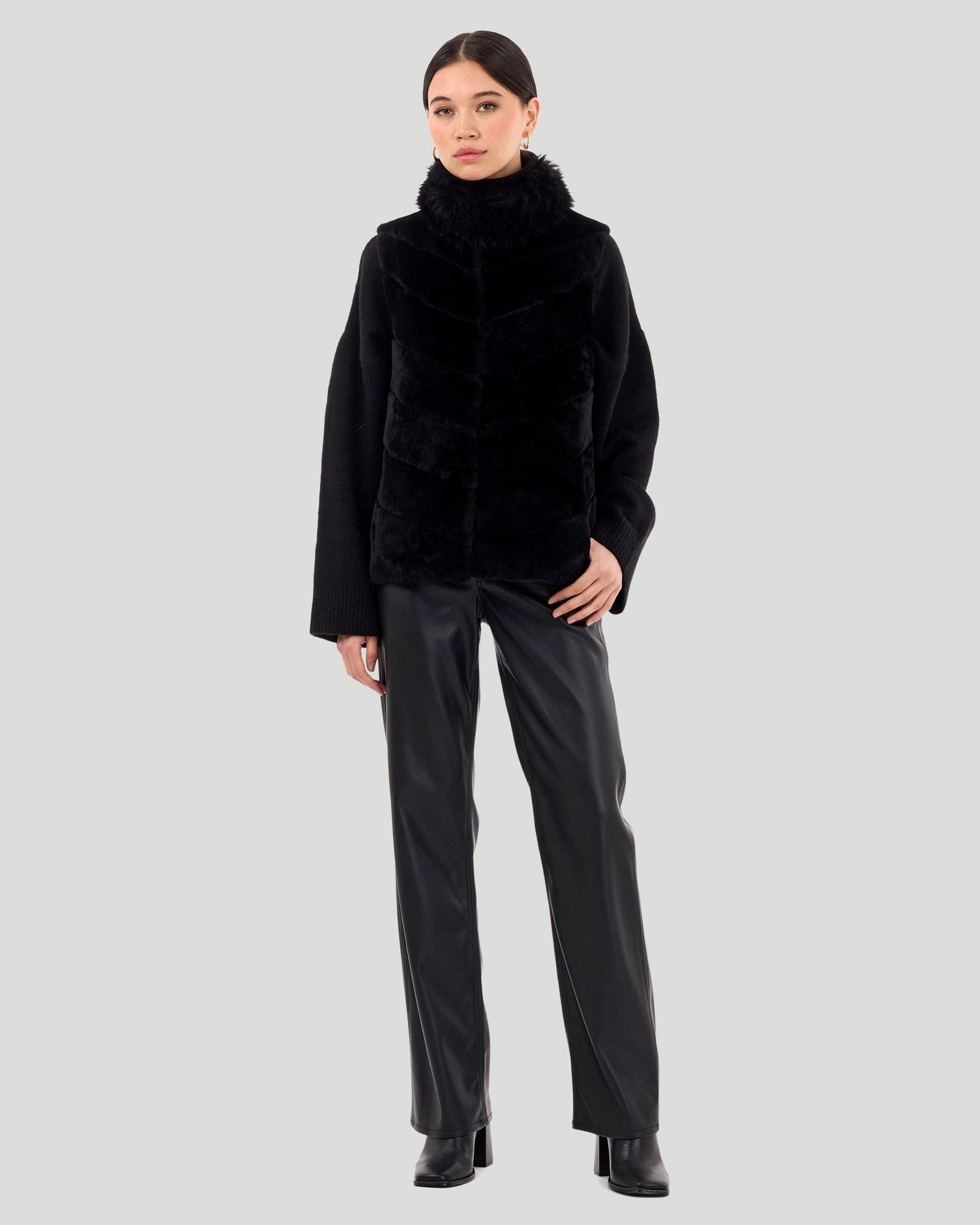 Reversible Shearling Lamb Vest With Select Cashmere Goat Collar | Women | Black x Black