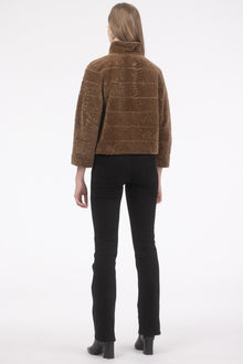 Reversible Tetured Shearling Lamb Jacket With Cropped Sleeves | Women | Camel x Camel