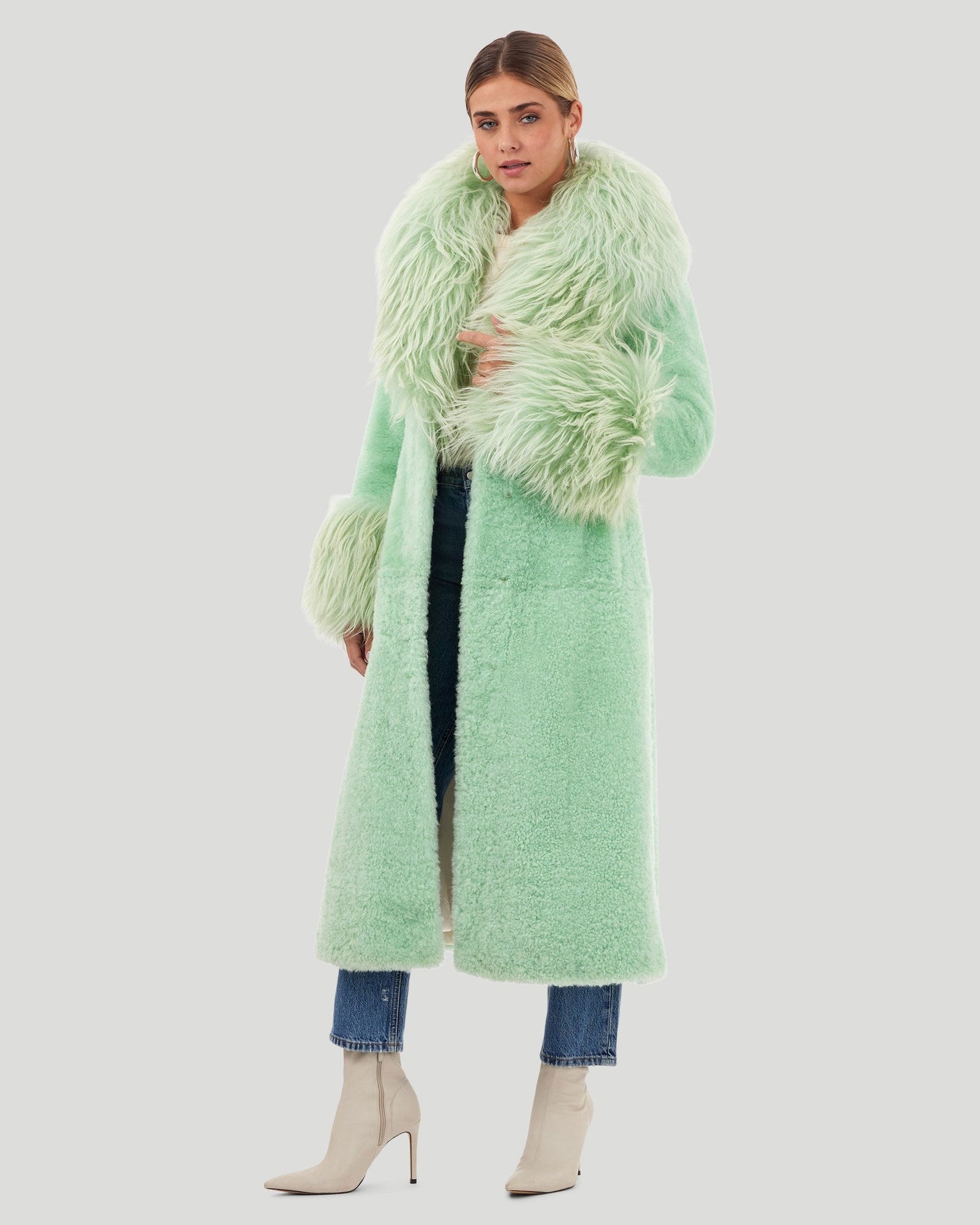 Select Cashmere Goat Short Coat With Select Goat Collar And Cuffs | Women | Pastel Green