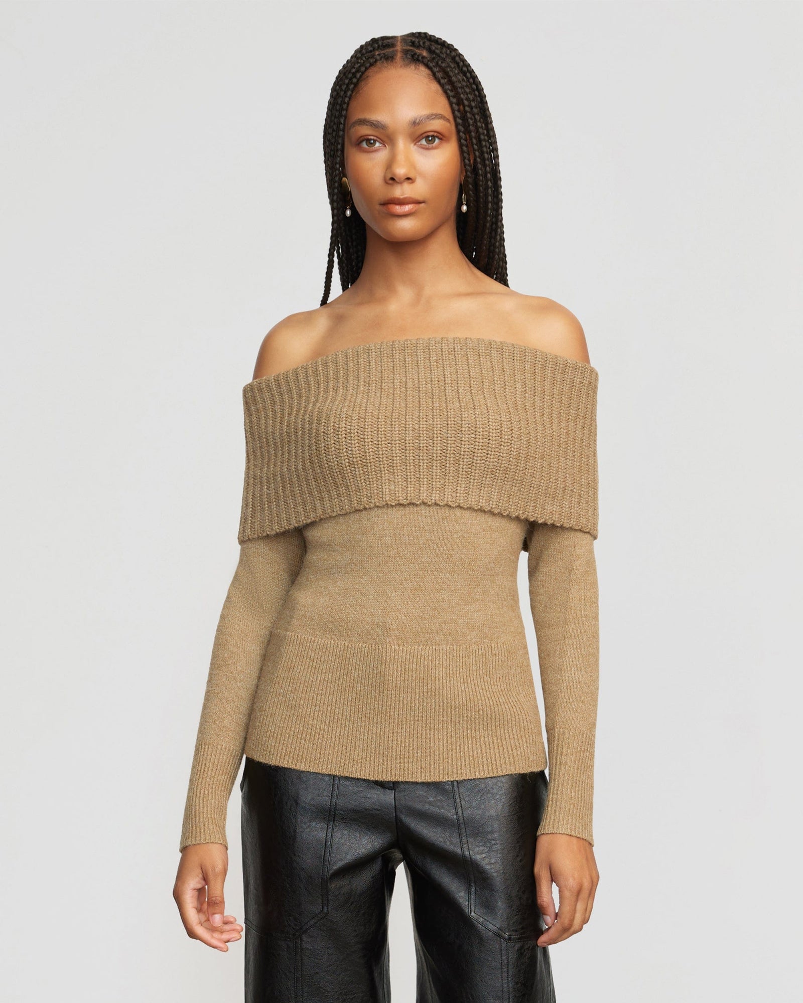 Dido | Kiana Ribbed Off-Shoulder Sweater in Size Small