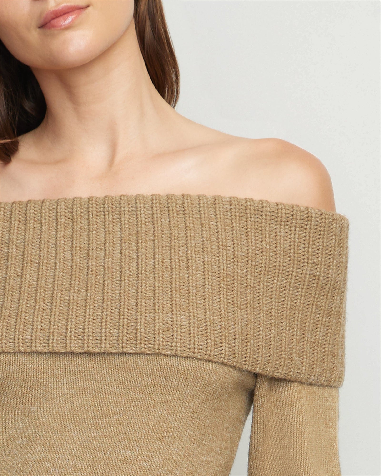 Renée | Kiana Ribbed Off-Shoulder Sweater in Size Small