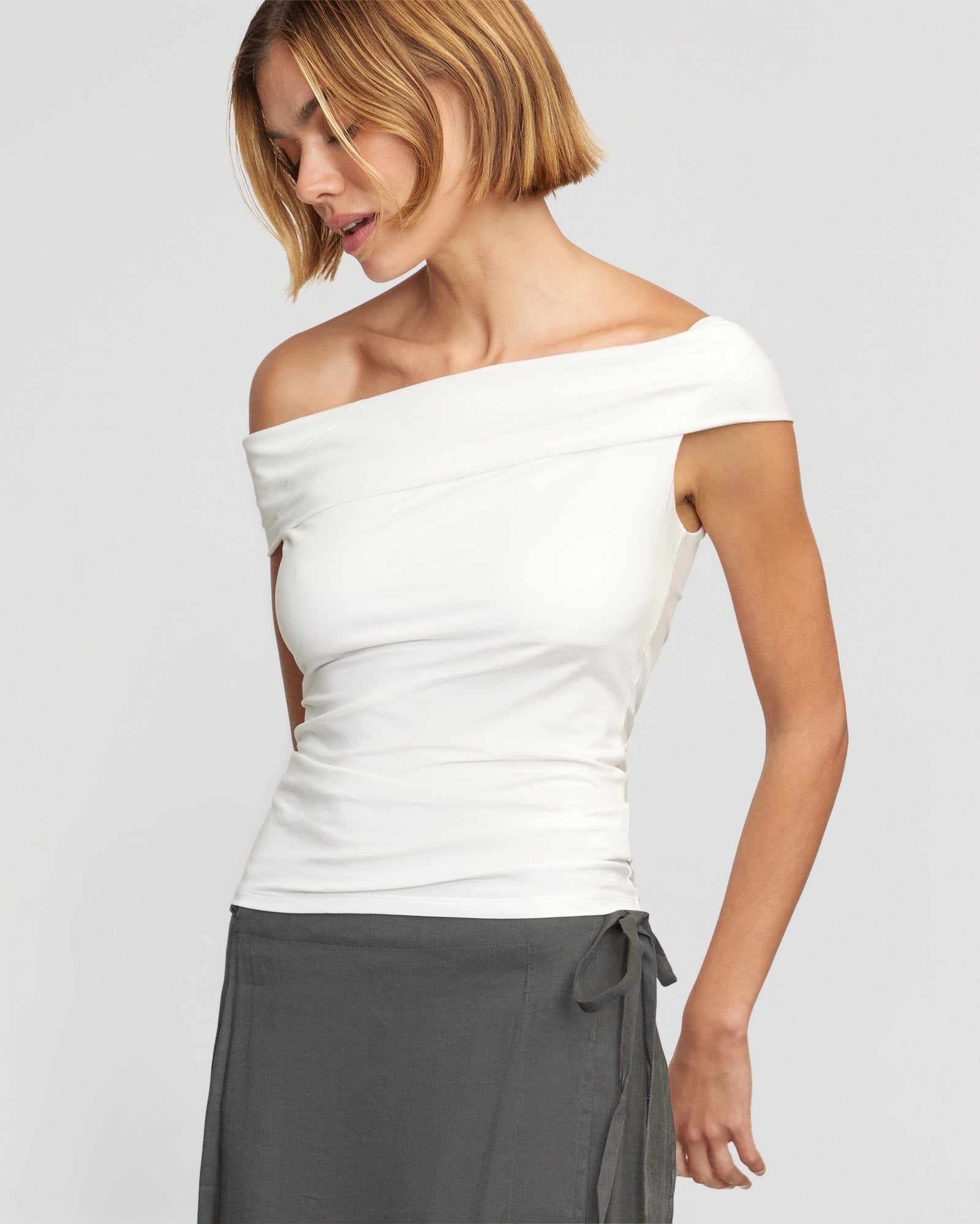 Joanna | Mai Asymmetric Off-Shoulder Tee in Size Small