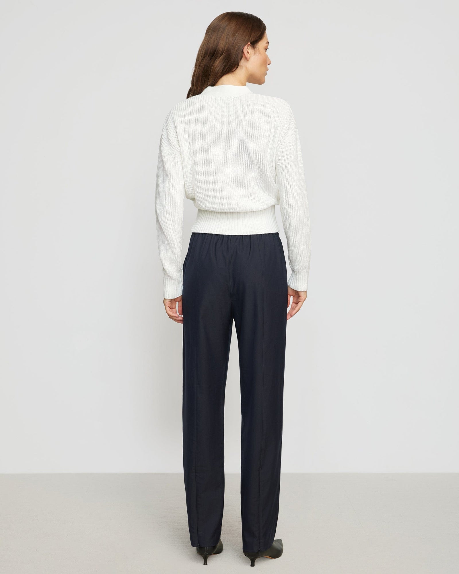 Renée | Nihal Front-Seam Stretch-Waist Pant in Size Small