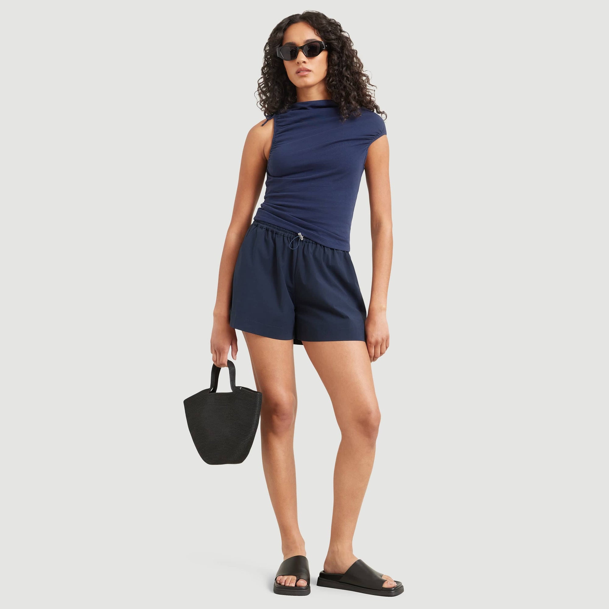 Pao Bungee Drawstring Short | Navy