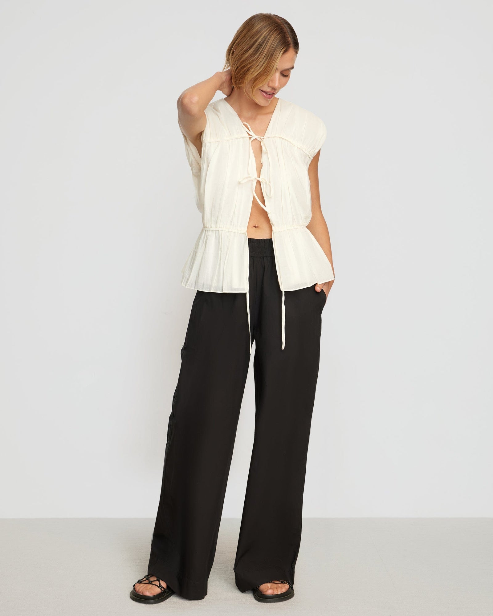 Joanna | Paula Smocked-Waist Wide Leg Pant in Size Small