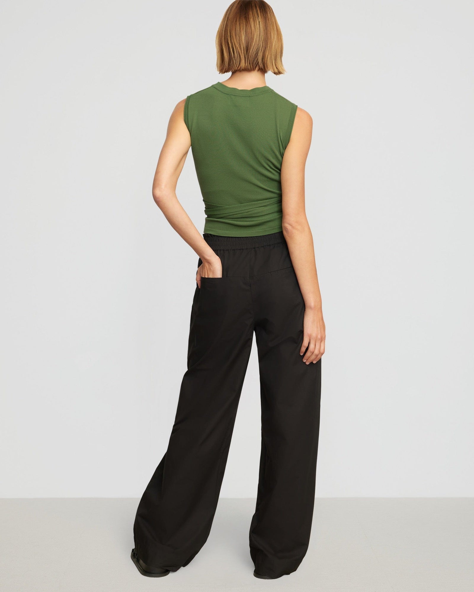 Joanna | Paula Smocked-Waist Wide Leg Pant in Size Small