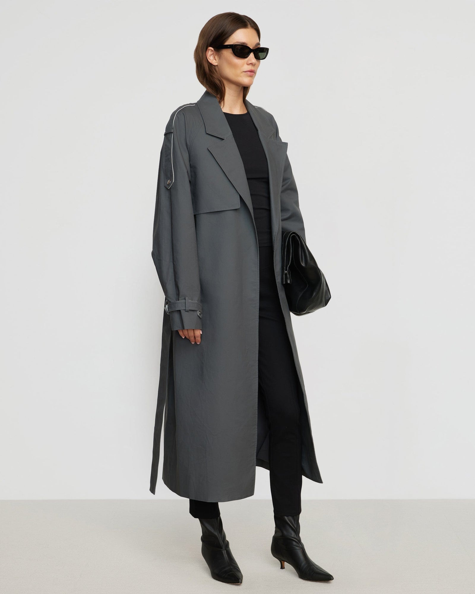  Renée | Rhea Contrast Trim Trench Coat in Size Small