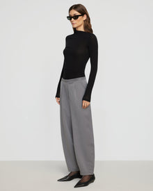 Renée | Tula Barrel Tapered-Leg Pant in Size Extra Small