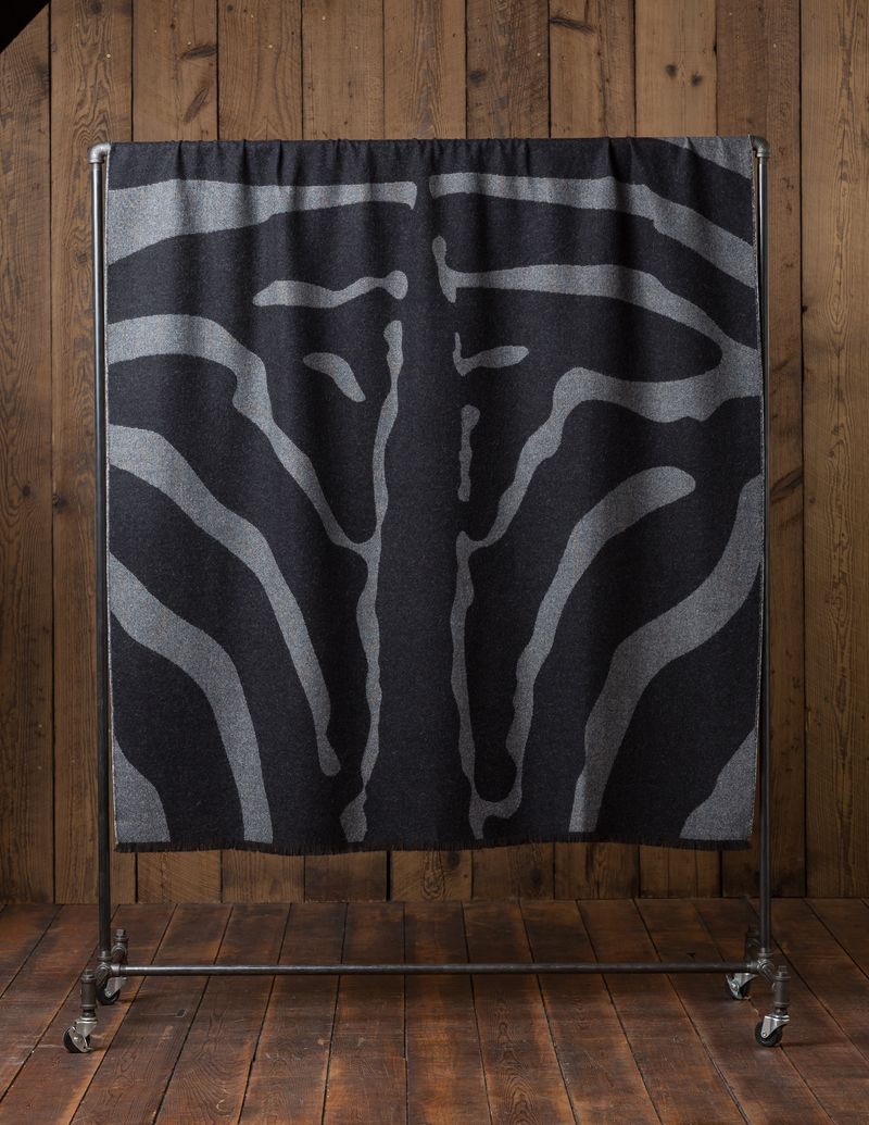 Home | Zebra Throw | Ivory / Black