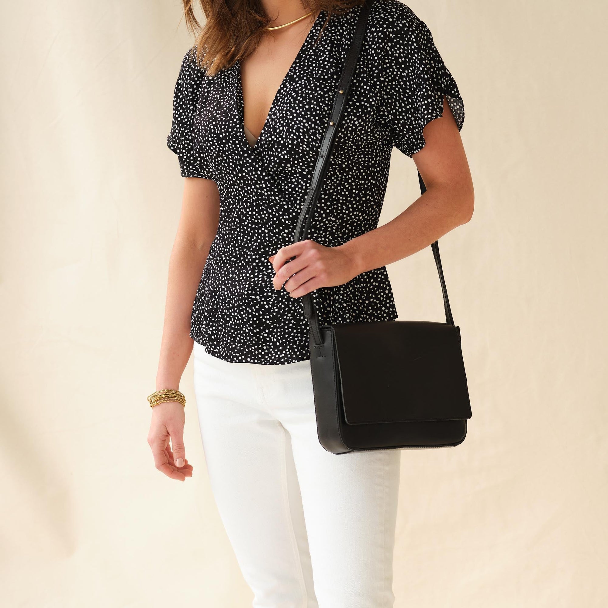 Unisex | Leather Crossbody Bag | Black